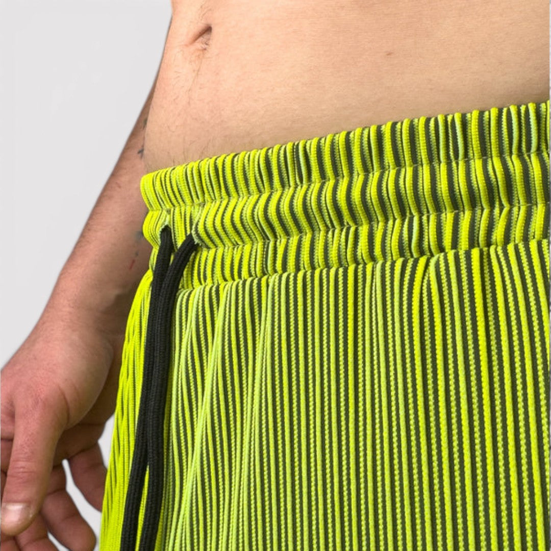 CLAUD 通気性の良いワイドパンツ