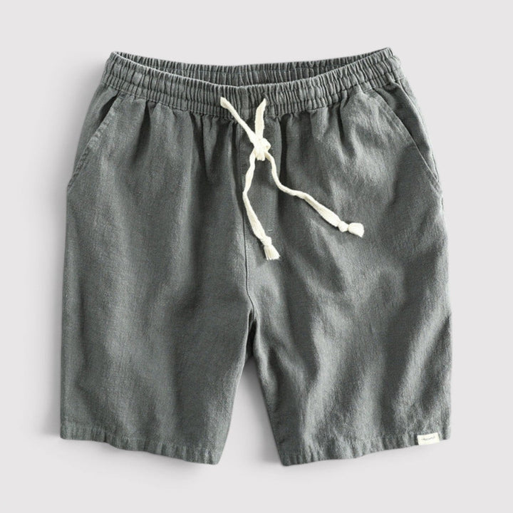 TIRO 通気性の良い夏用ショートパンツ