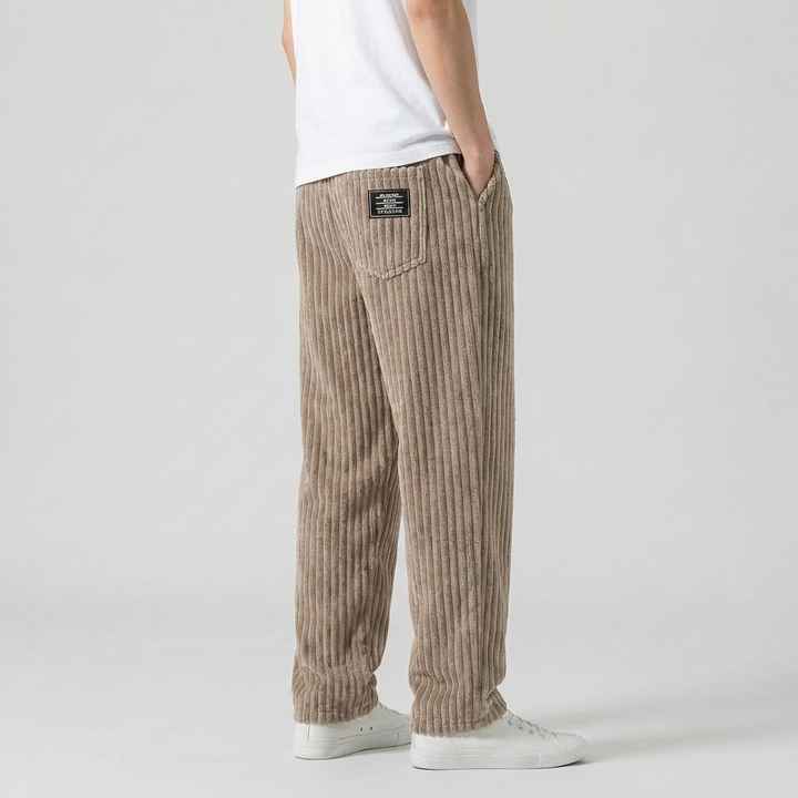 DAEN 着心地の良いコーデュロイパンツ