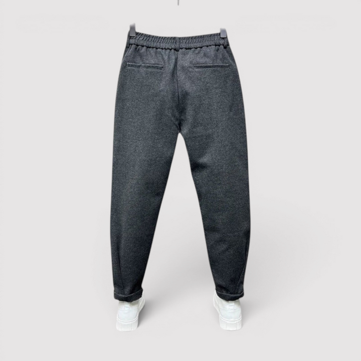 SALO 軽量テーパードパンツ