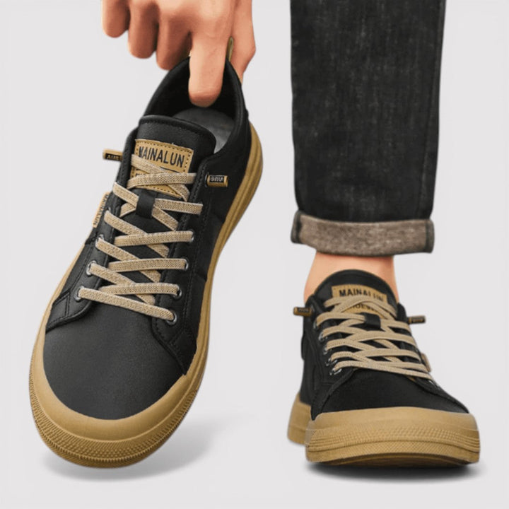 GARO 軽量レザースニーカー